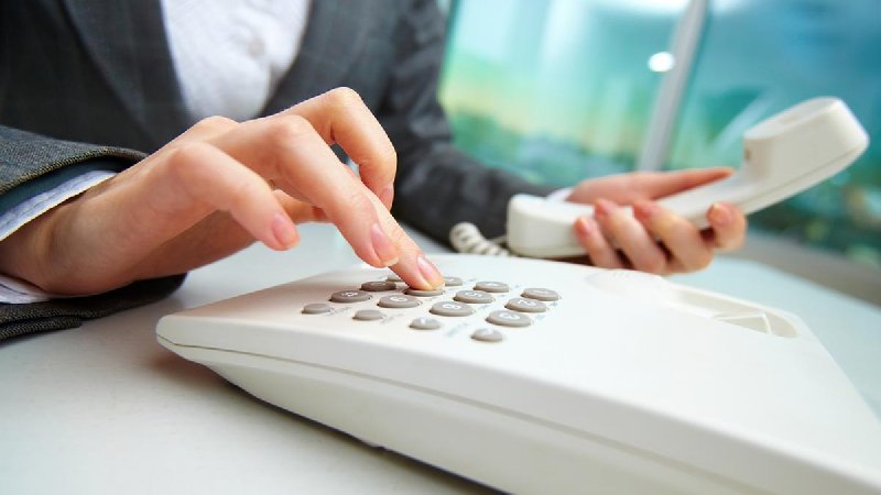 Odbieranie Telefonów. Praca Dodatkowa - 01